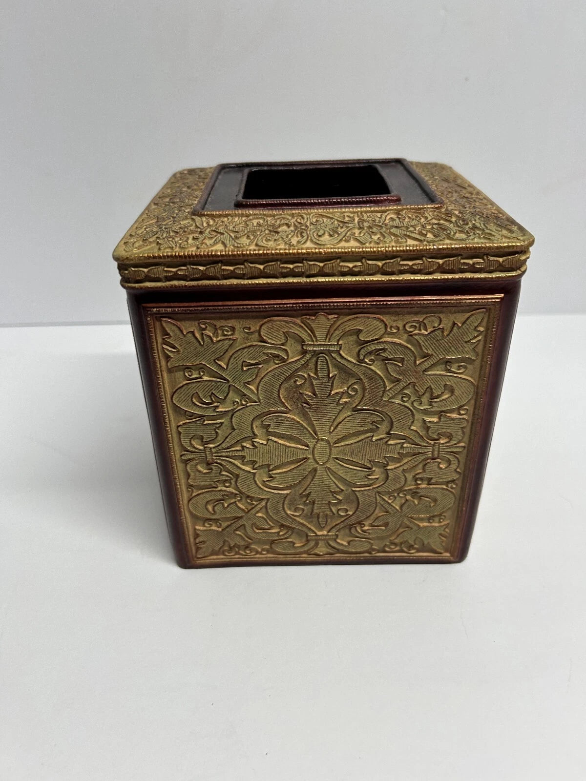 India Ink Vintage Versailles Tissue Cover Maple Gold Tone Burgandy Trim | eBay