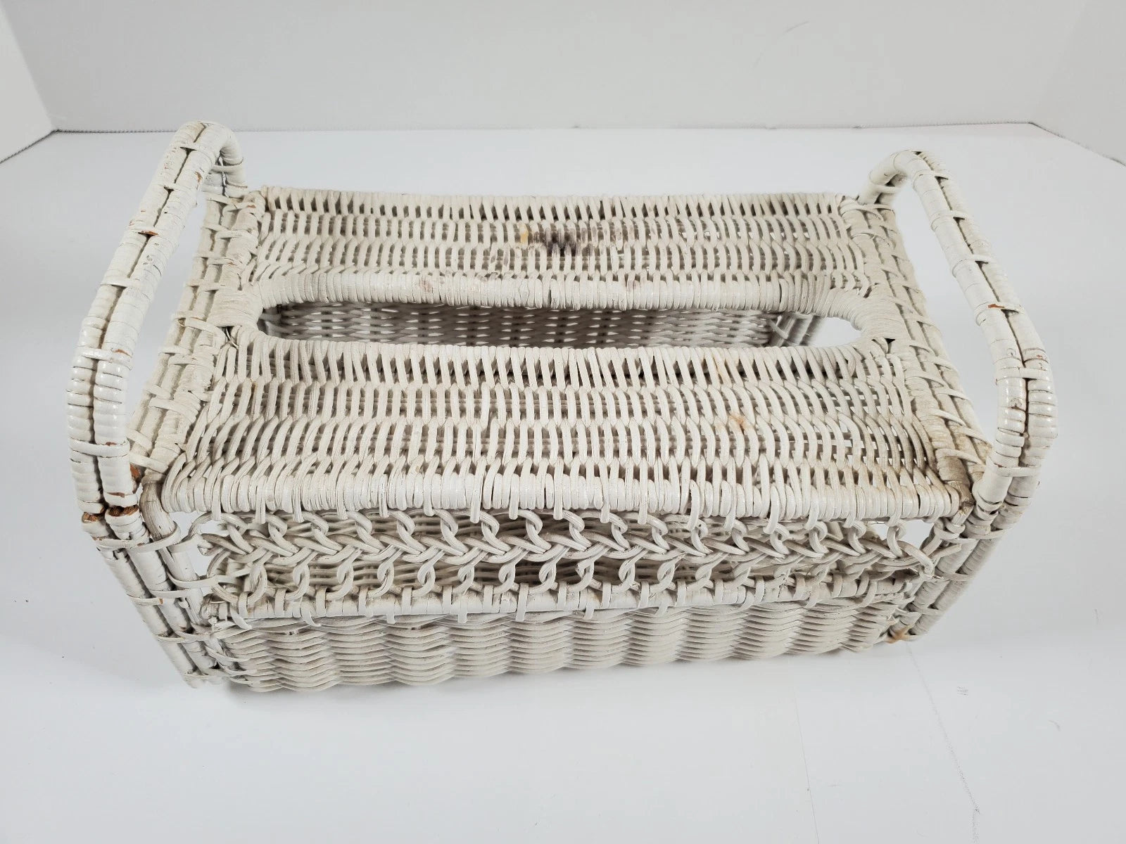 Vintage Woven WHITE WICKER Rattan Kleenex TISSUE BOX COVER RARE STYLE | eBay