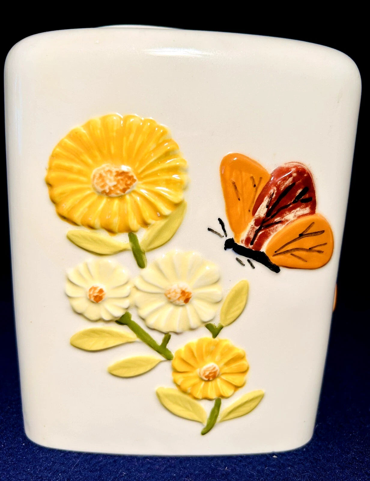 Vintage Retro Tissue Box Holder Cover 70's Groovy Daisy & Butterfly Hand Painted | eBay