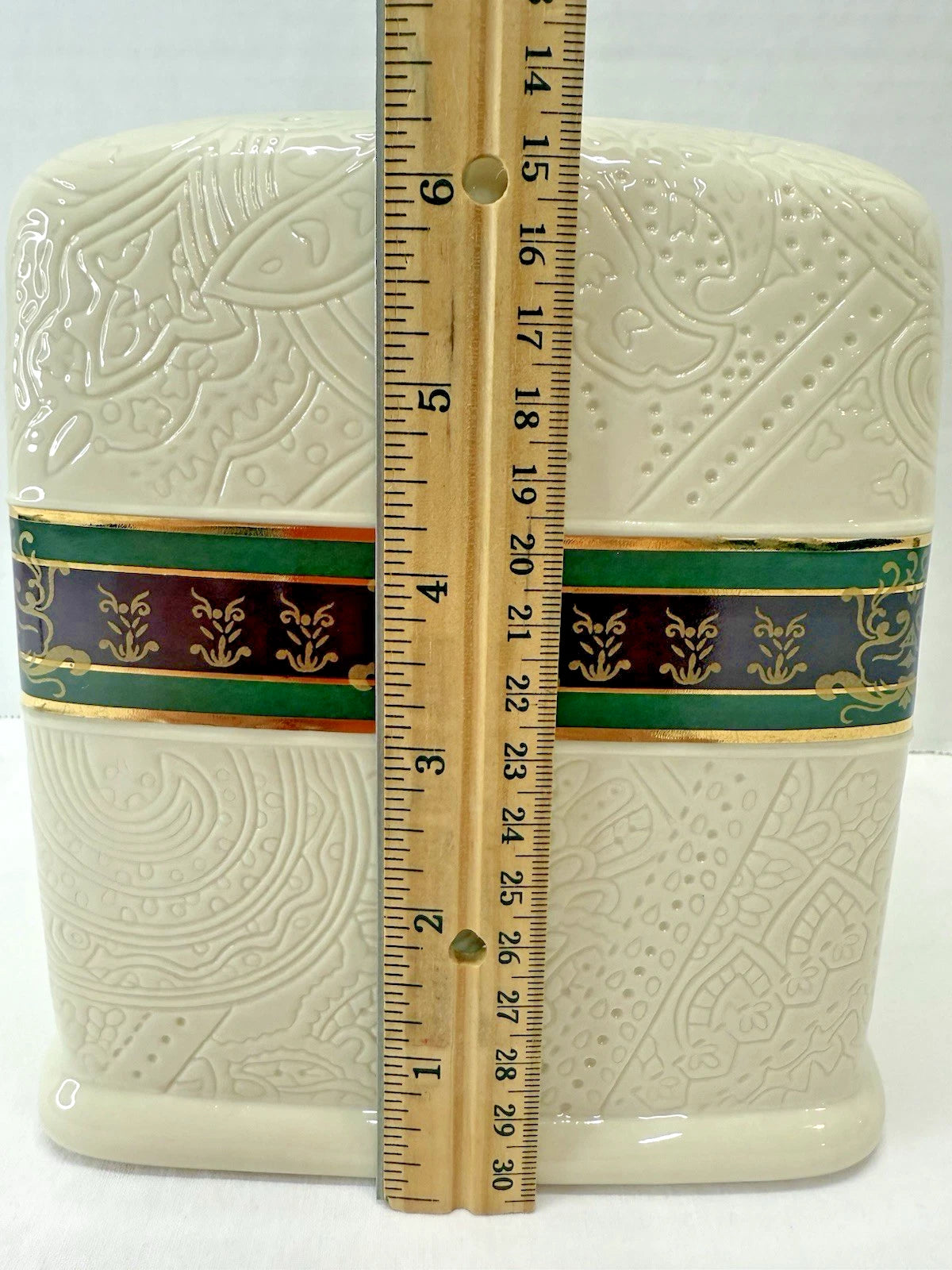 Vintage Corscill "Dover Manner" Porcelain Tissue Box Cover Vanity Accessories | eBay