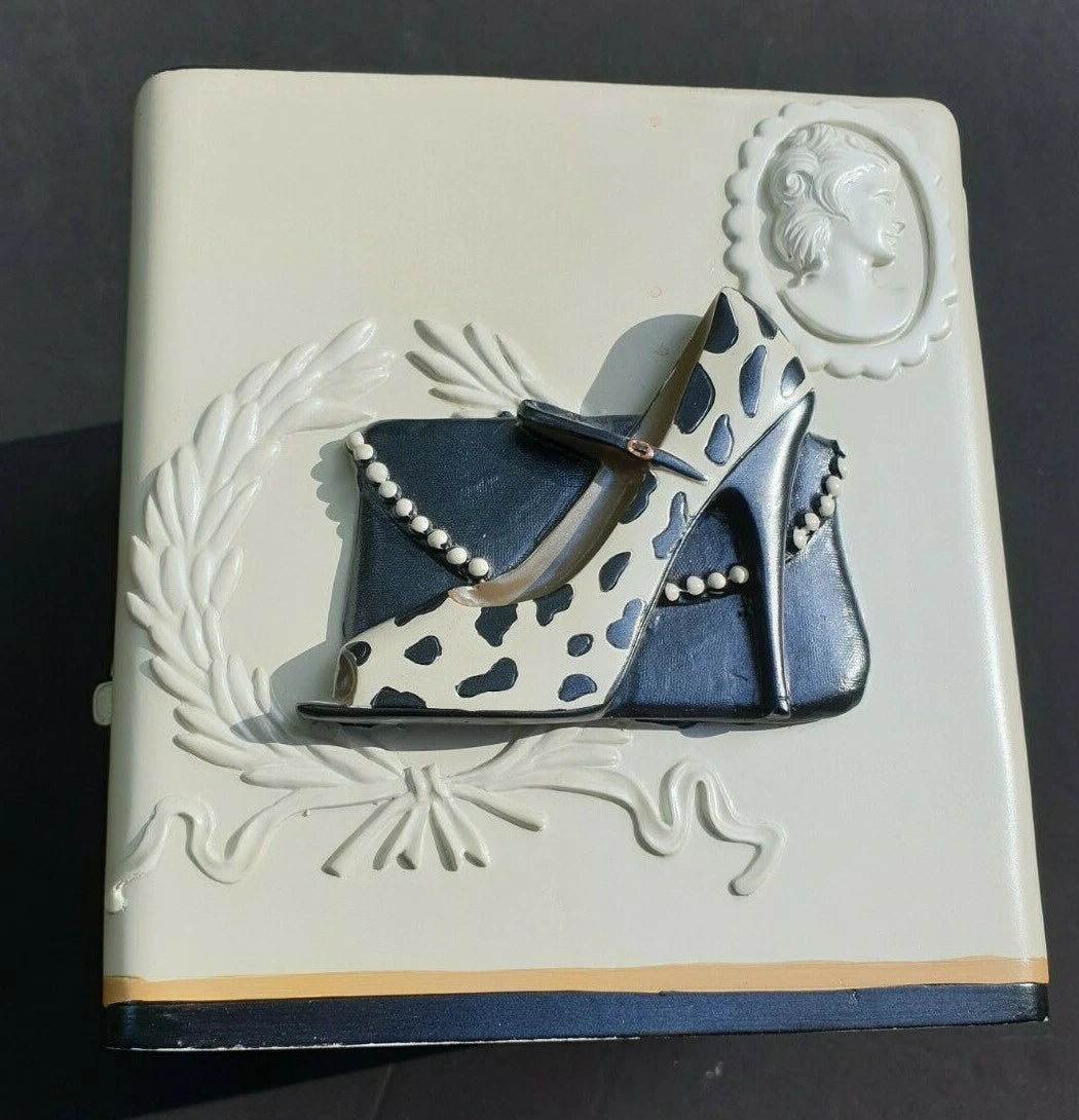 Avanti Fabulous Bath Tissue Box Cover Powder Room Paris Chic | eBay