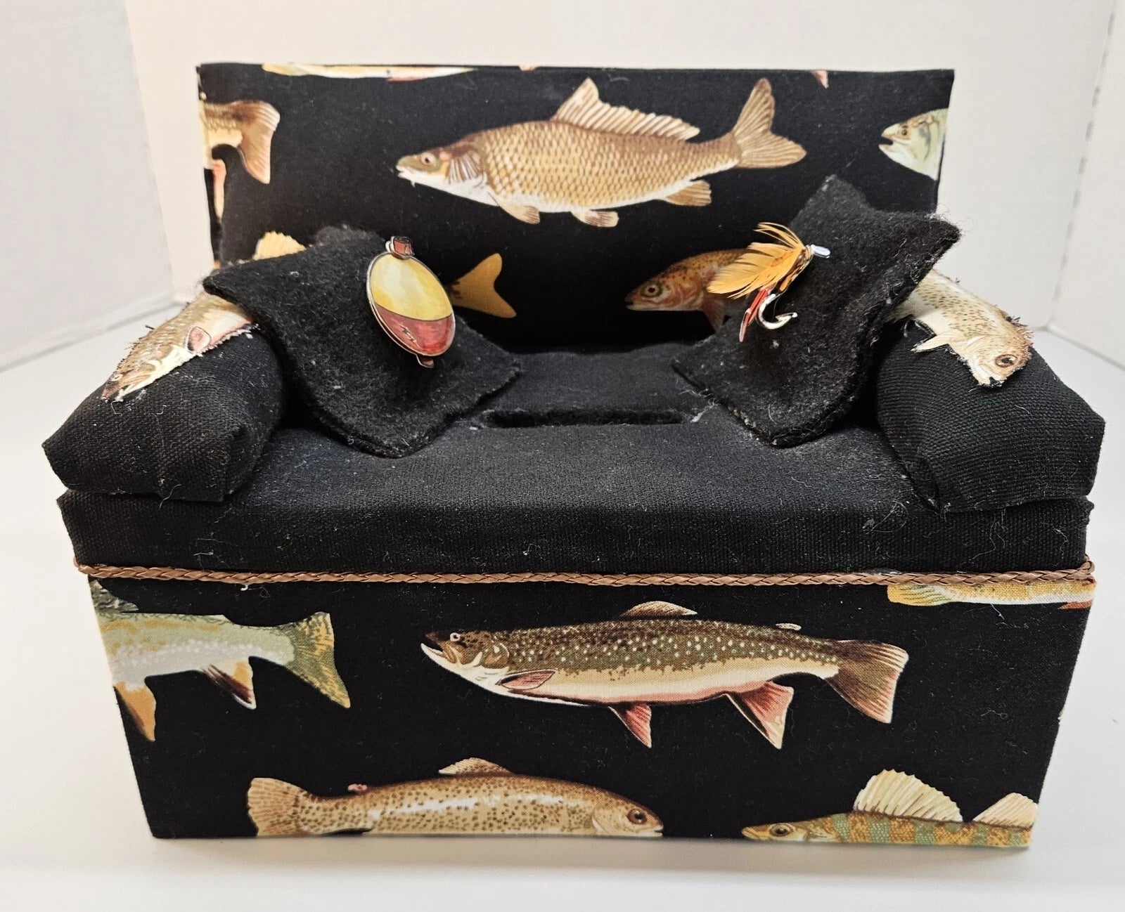 Tissue Box Cover Fishing Sofa Fish Couch Padded Cushions Ocean Theme Decor 9x5x4 | eBay