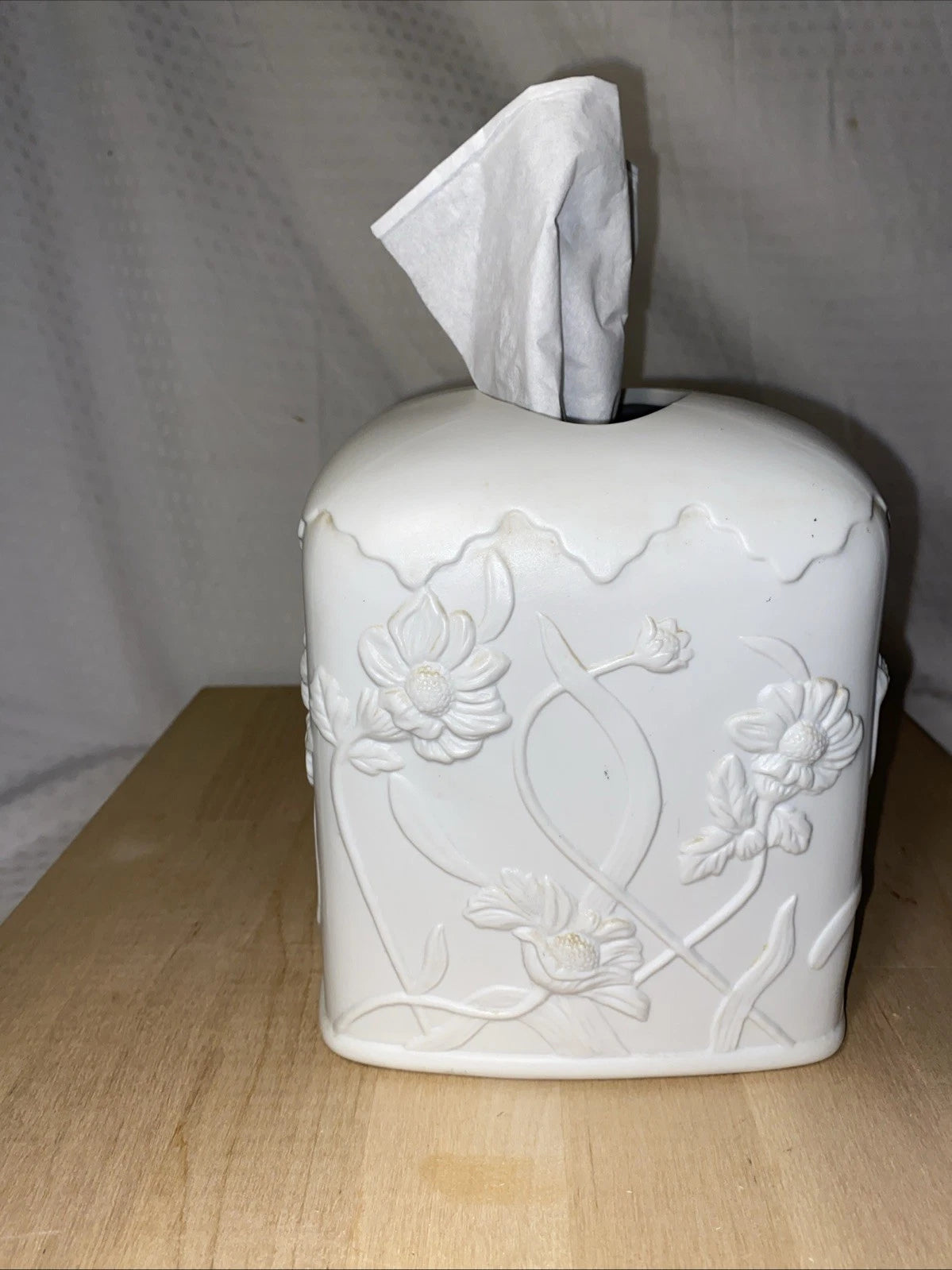 First Coast Designs White Porcelain Tissue Holder Floral Design 6.5”tall 6” Wide | eBay