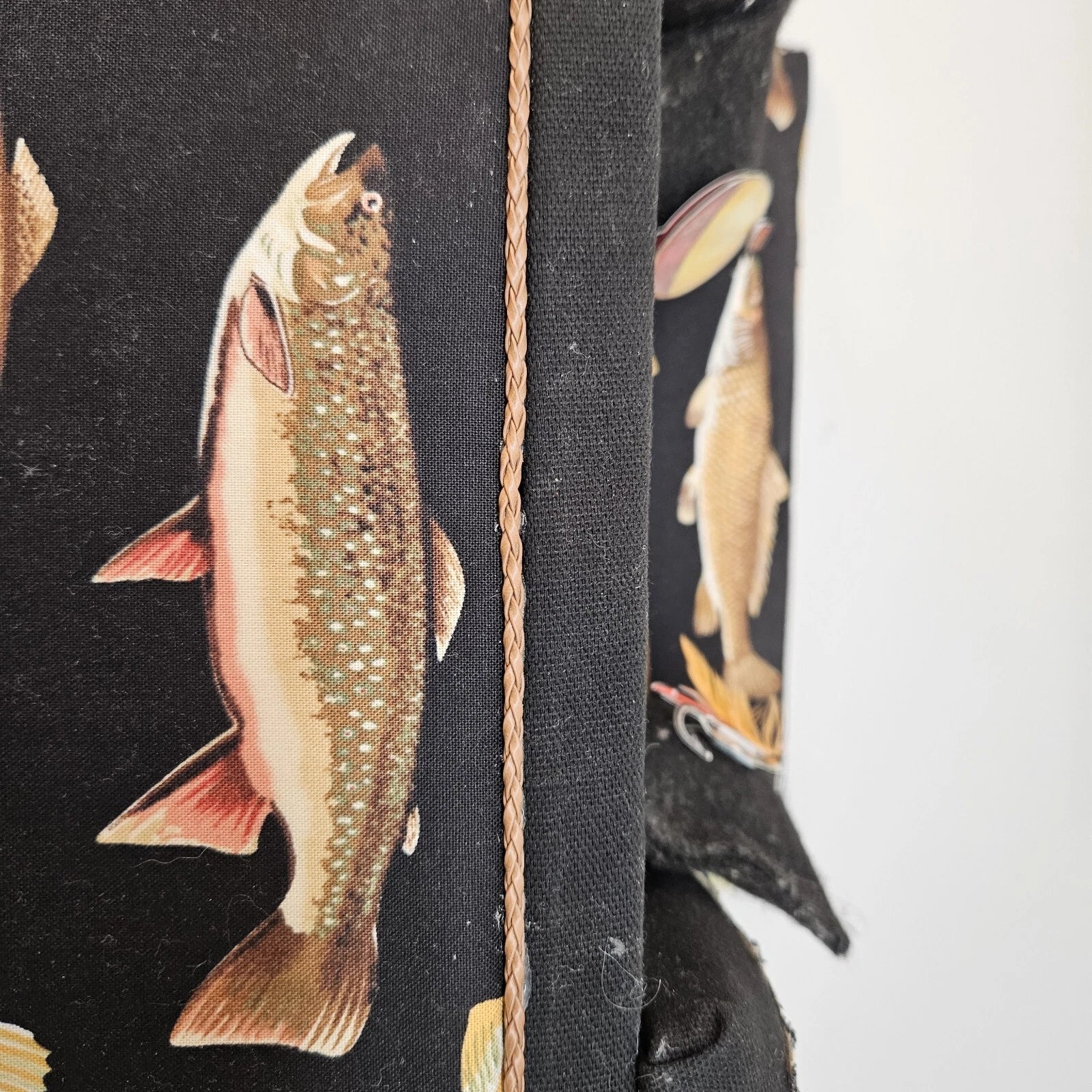 Tissue Box Cover Fishing Sofa Fish Couch Padded Cushions Ocean Theme Decor 9x5x4 | eBay