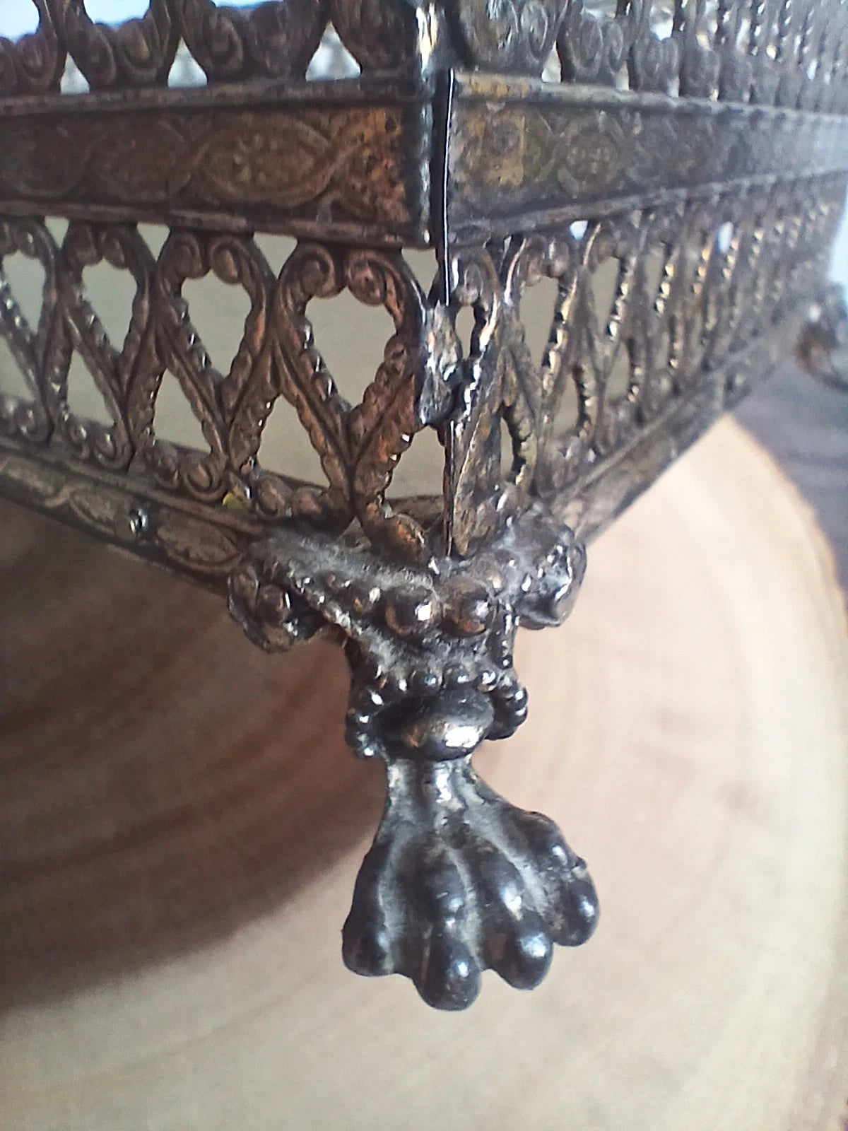 Vintage Gold Tone Tissue Box w/Claw Feet (2 pc.) "READ" | eBay