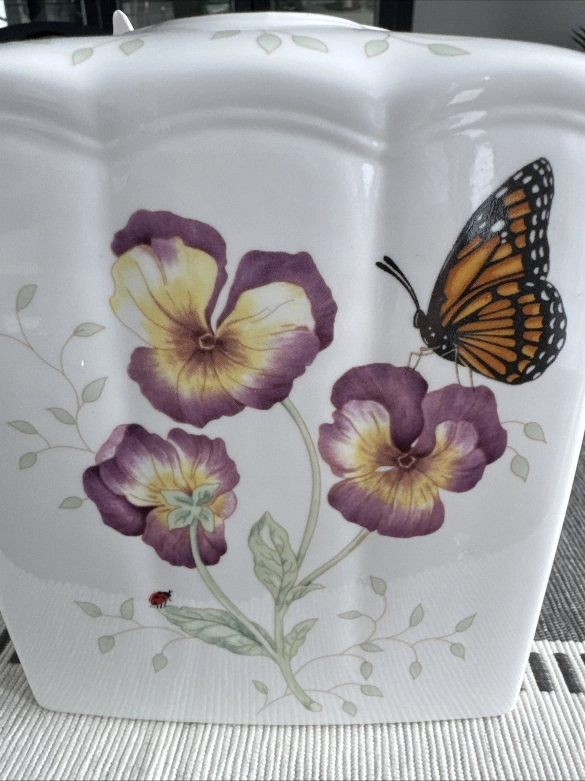 LENOX Butterfly Meadow by Louise Le Luyer Tissue Box Holder Excellent Condition | eBay