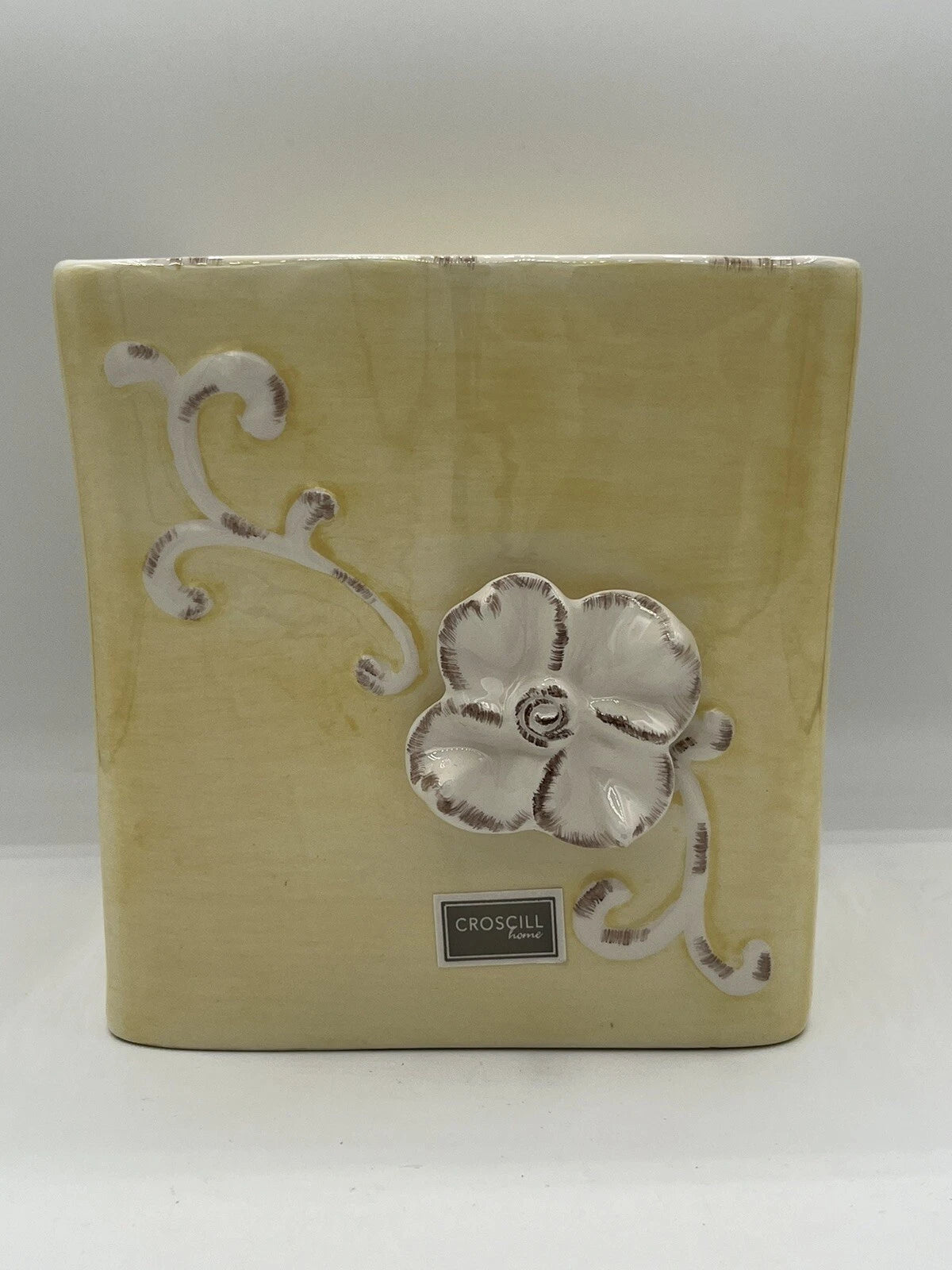 Croscill Rustic Floral Yellow Tissue Box Cover - 6in With TAGS | eBay
