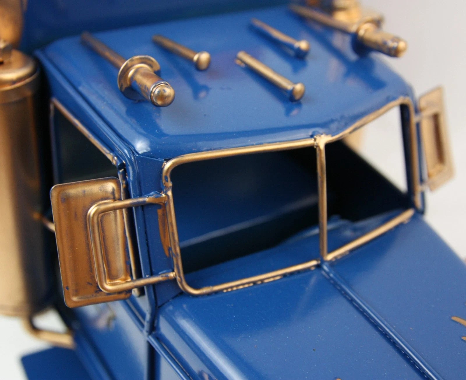 NEW Handcrafted Metal Trailer Truck Big Rig Tissue Box Holder Dispenser Cover | eBay