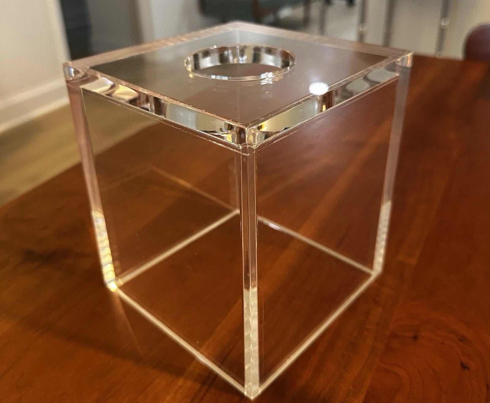 VTG Luxury Heavy Lucite Tissue Box Cover – Thick Clear Acrylic Cube Modern | eBay
