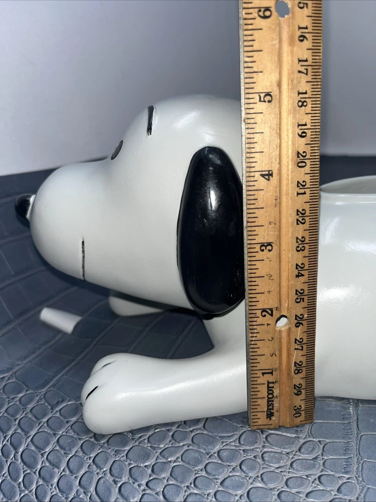 Vintage Baby Snoopy Style Hand Painted Tissue /Wipe Holder Dispenser | eBay