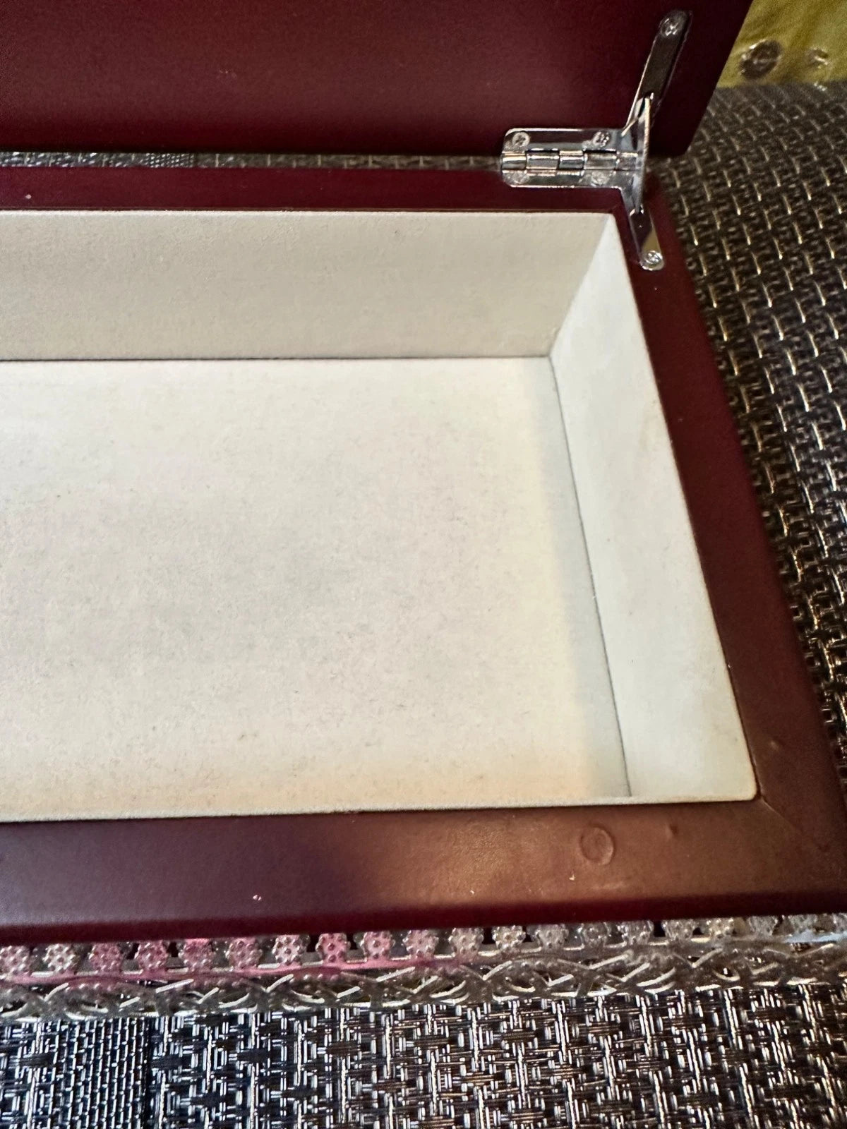 Vintage-Inspired Wooden Tissue Box With Ornate Silver Detailing & Oval Opening | eBay