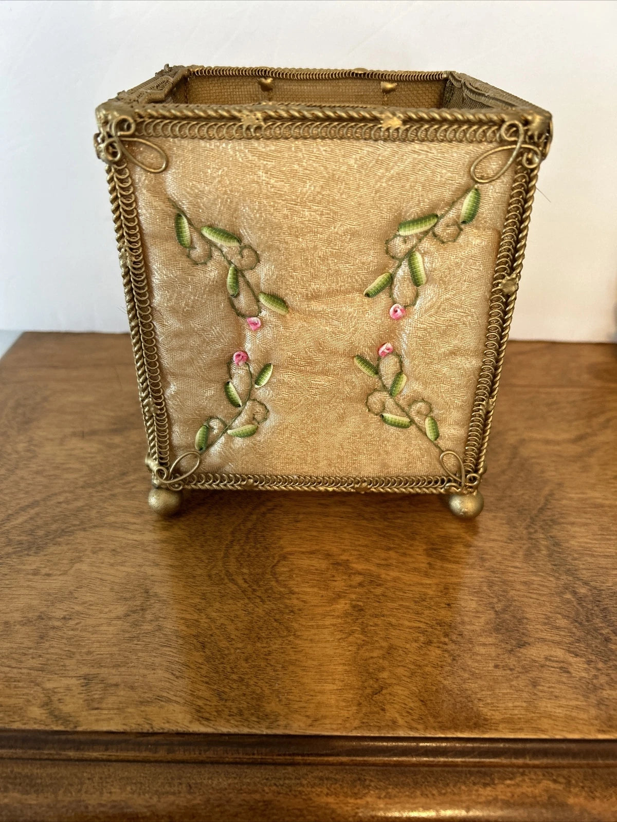 Victorian Style Tissue Box-Fabric-Ribbon Art/Gild Metal Frame | eBay