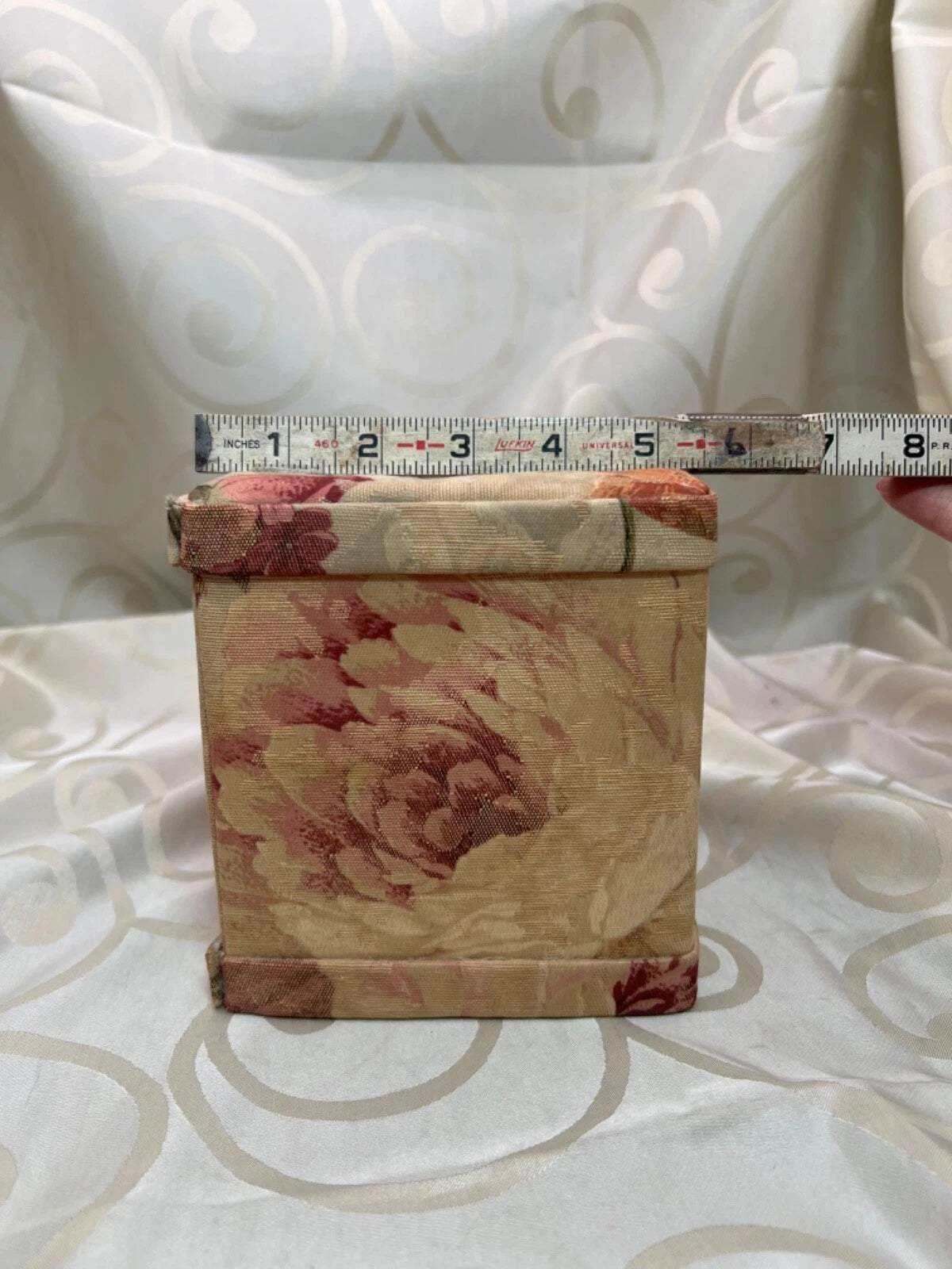Bed Bath & Beyond Monaco floral Multicolor tissue box | eBay