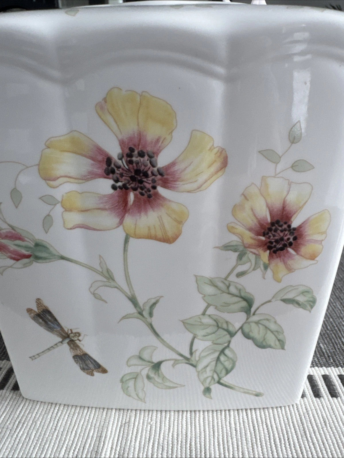 LENOX Butterfly Meadow by Louise Le Luyer Tissue Box Holder Excellent Condition | eBay