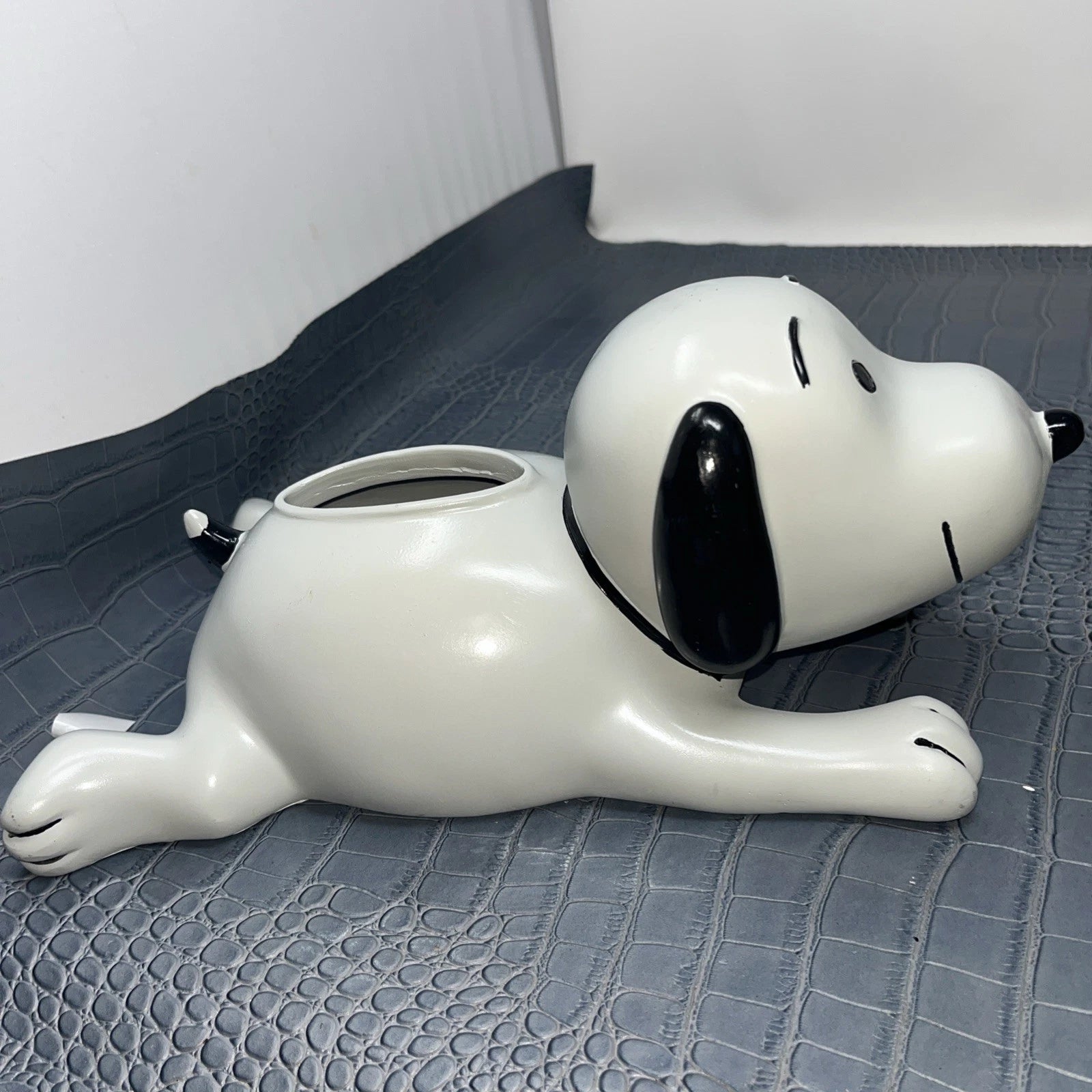 Vintage Baby Snoopy Style Hand Painted Tissue /Wipe Holder Dispenser | eBay