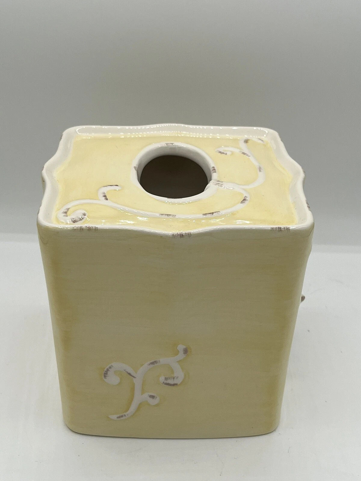 Croscill Rustic Floral Yellow Tissue Box Cover - 6in With TAGS | eBay