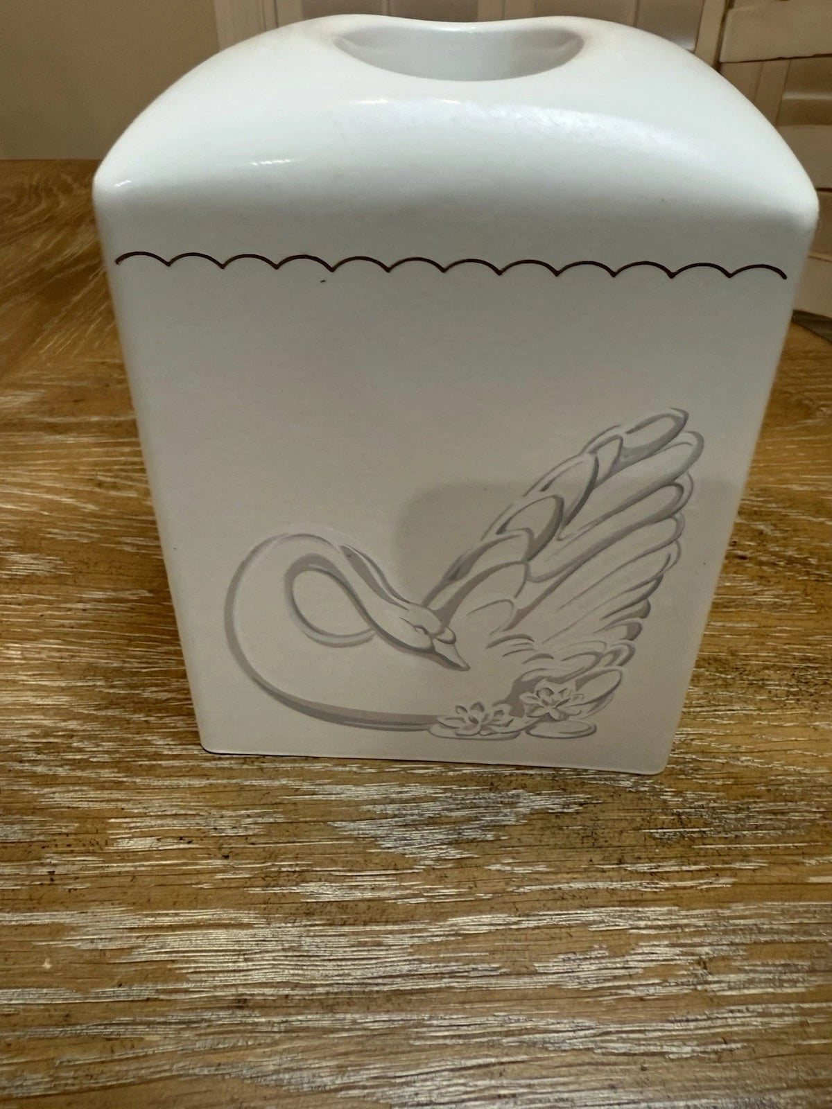 Vintage Plastic Tissue Box Holder Saturday Knight Ltd Swan 80s | eBay