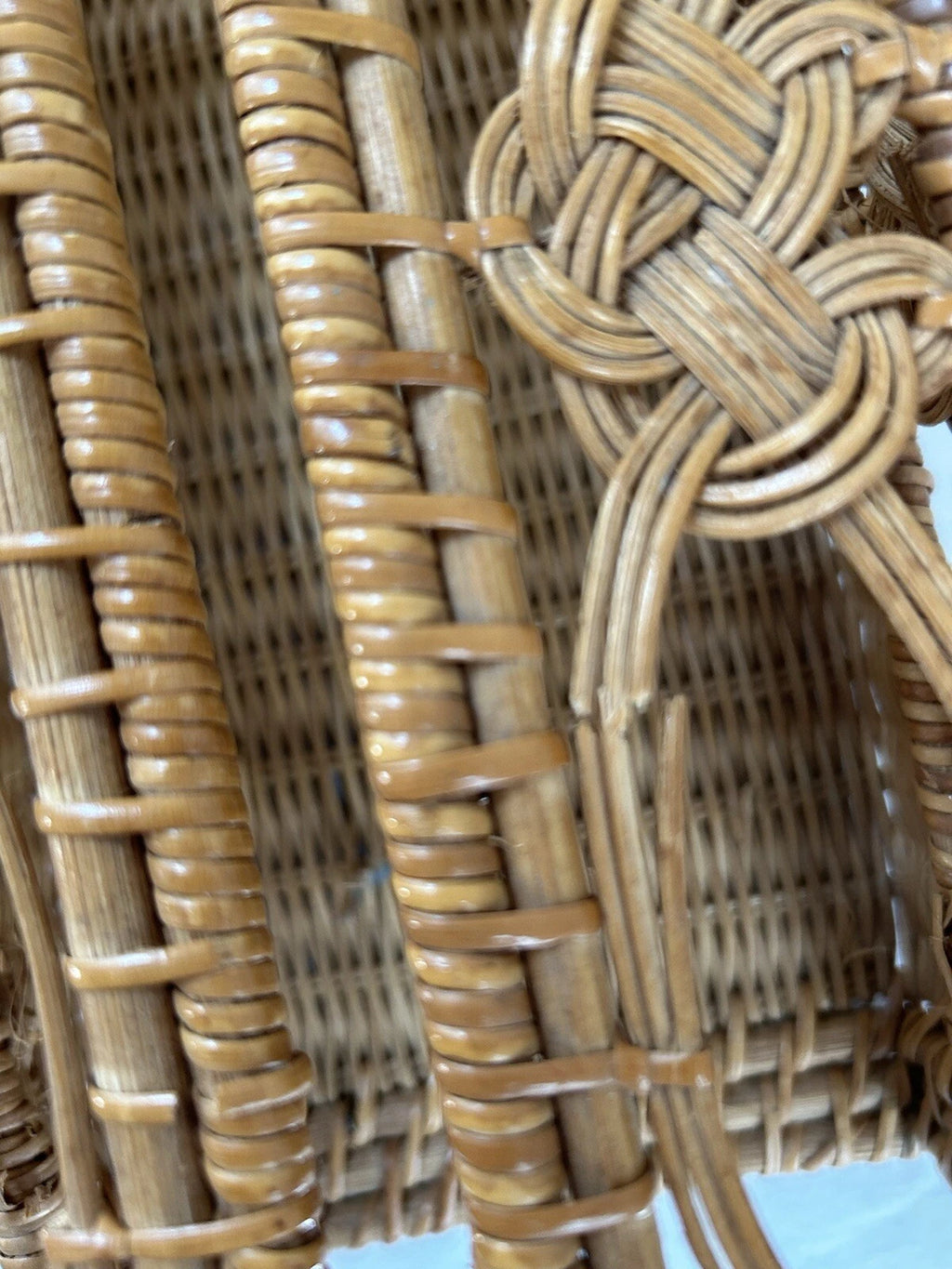 Vintage Rattan Wicker Tissue Box Cover Holder 1970s Boho Bathroom READ | eBay