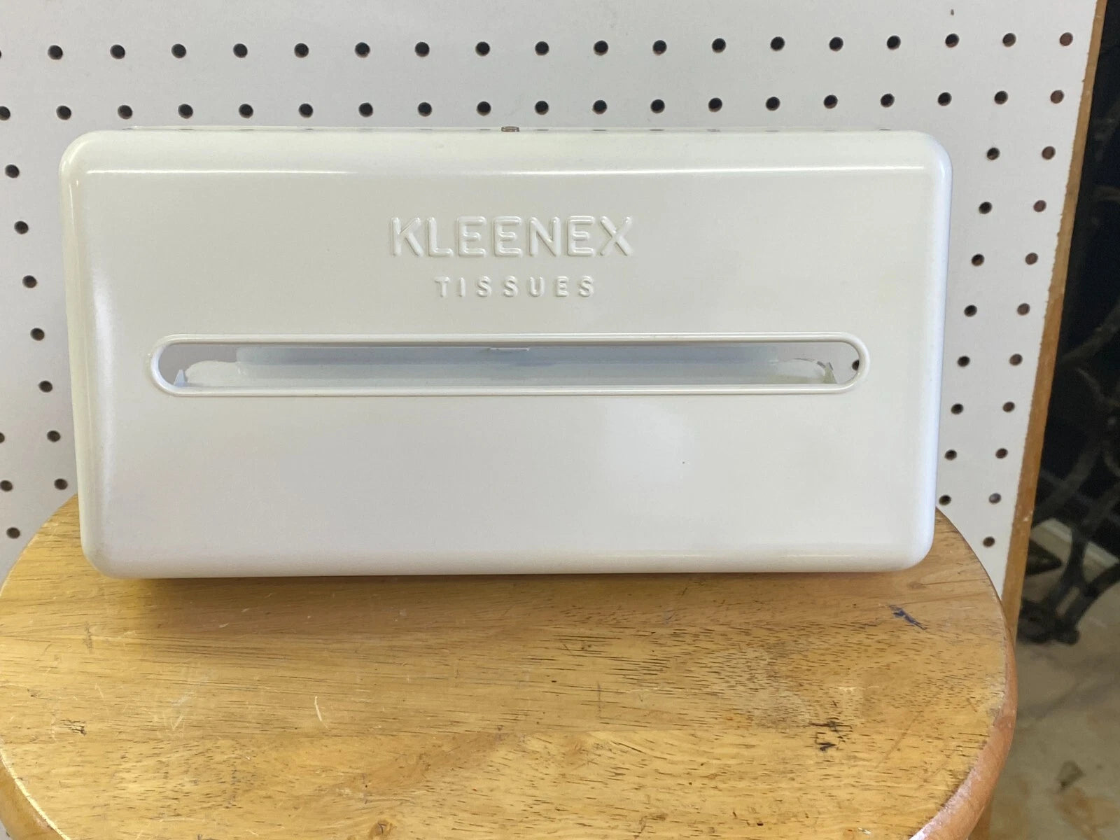 Vintage Kleenex Metal Tissue Holder White Wall Mounted Box Dash Mount w/Key NOS | eBay