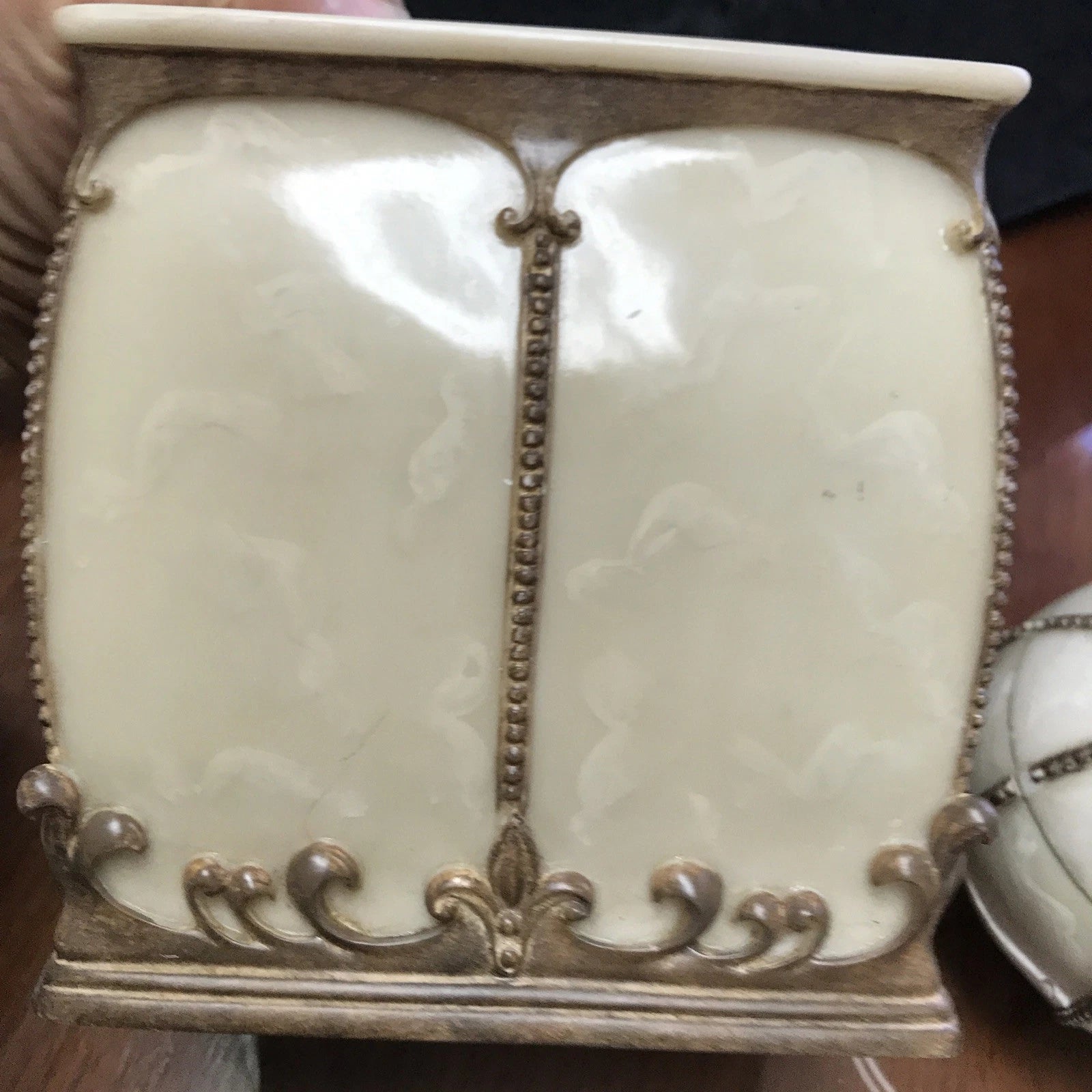 Vintage Croscill Romanza Tissue Cover, Soap Dish,Tinker Box Set | eBay