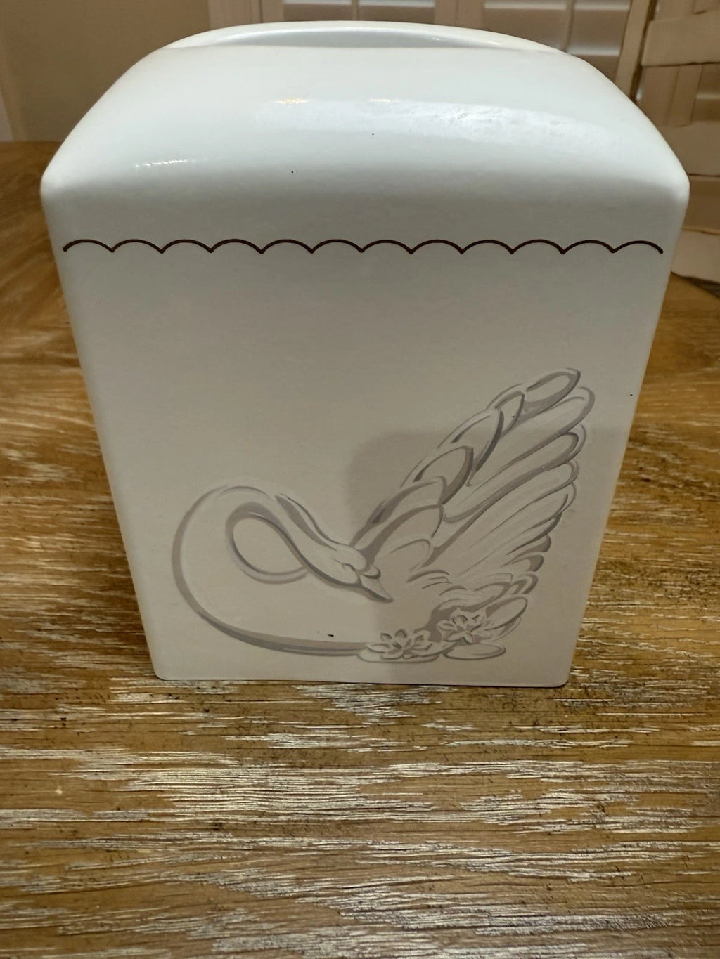 Vintage Plastic Tissue Box Holder Saturday Knight Ltd Swan 80s | eBay