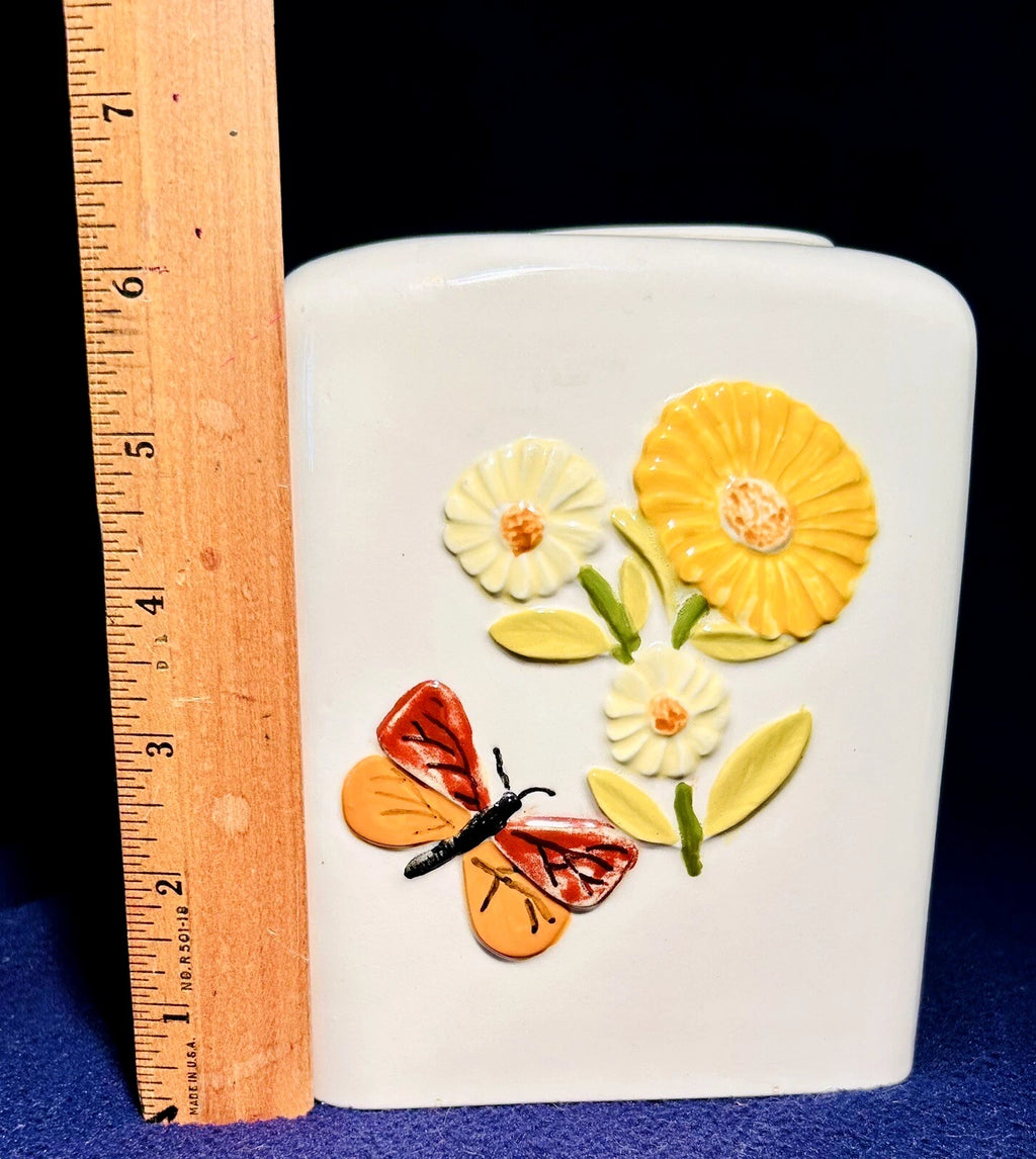 Vintage Retro Tissue Box Holder Cover 70's Groovy Daisy & Butterfly Hand Painted | eBay