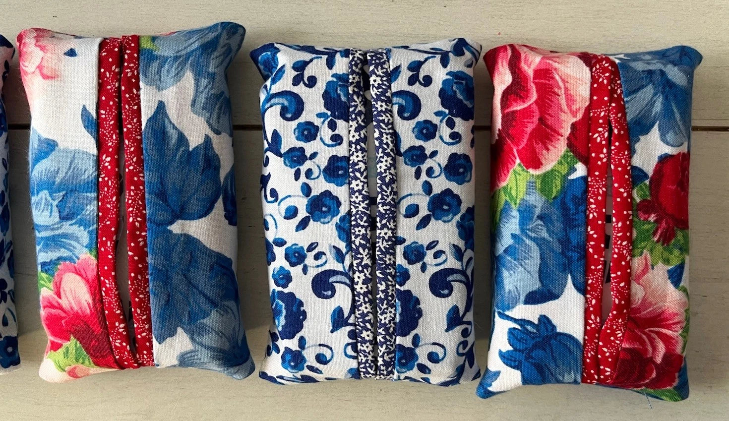 5 Pioneer Woman Tissue Holders. Handmade. Purse Size Tissues Included | eBay