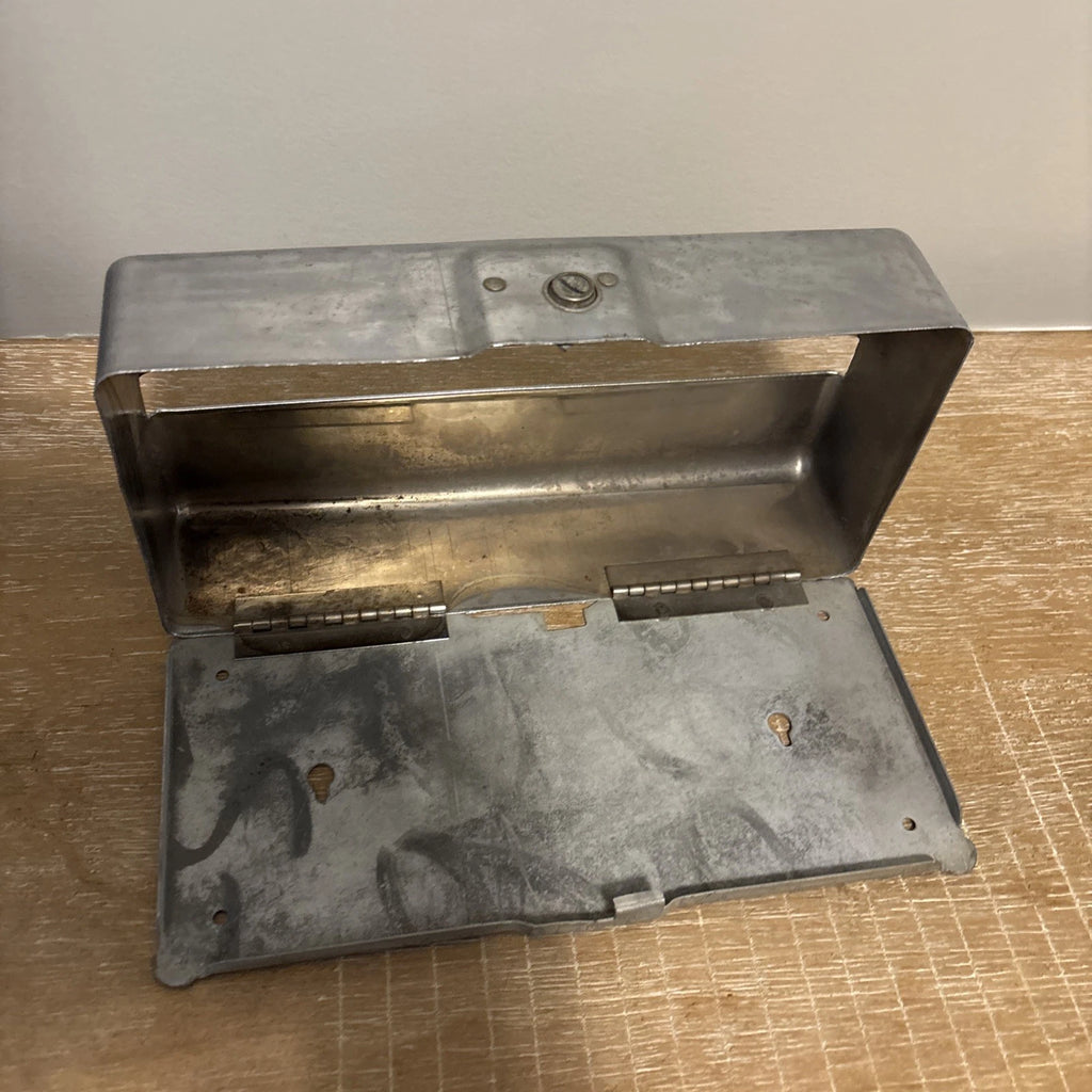 Vintage Retro Kleenex Tissue Dispenser Metal Box Holder Wall Mount - opens | eBay