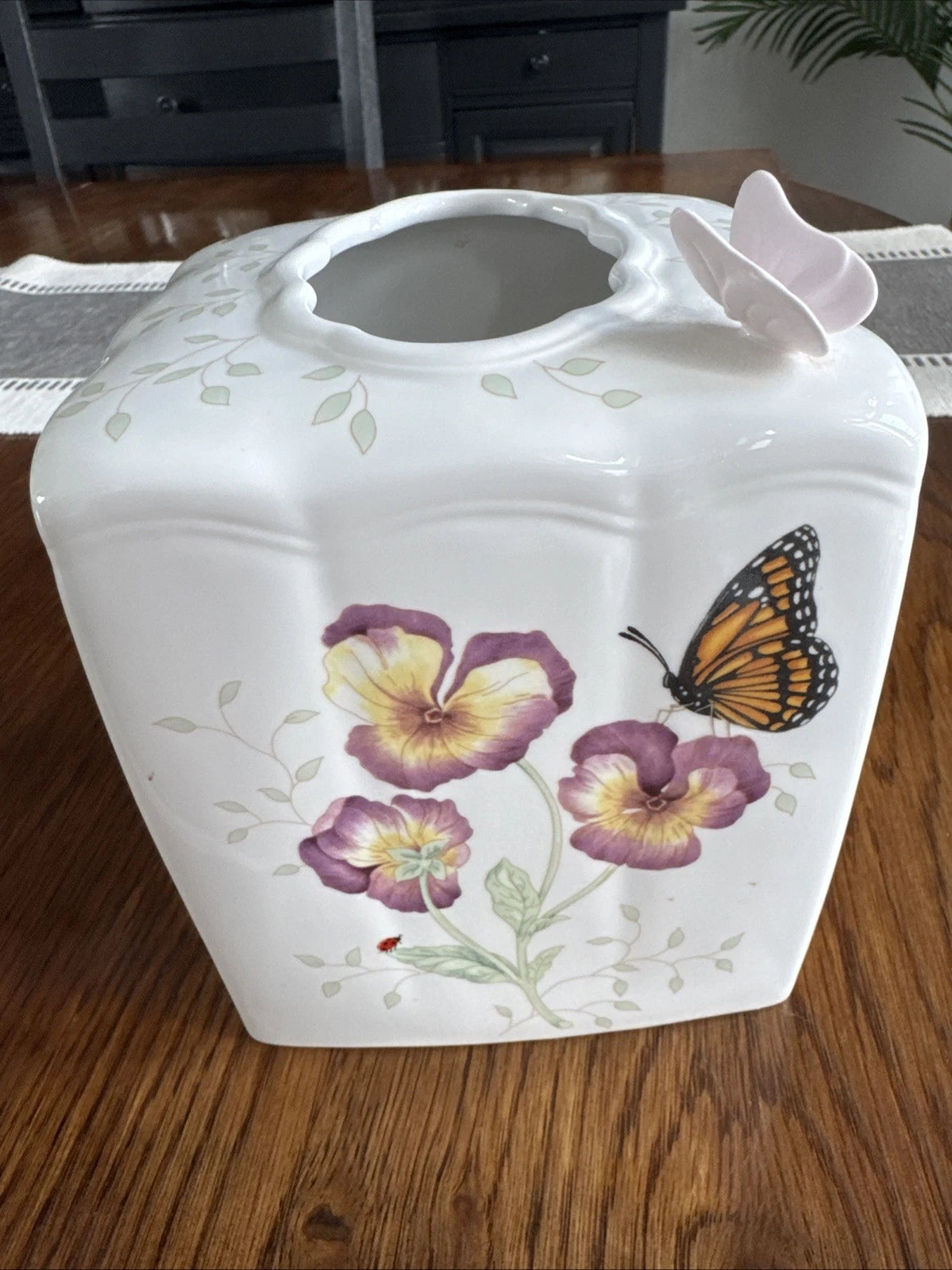 LENOX Butterfly Meadow by Louise Le Luyer Tissue Box Holder Excellent Condition | eBay