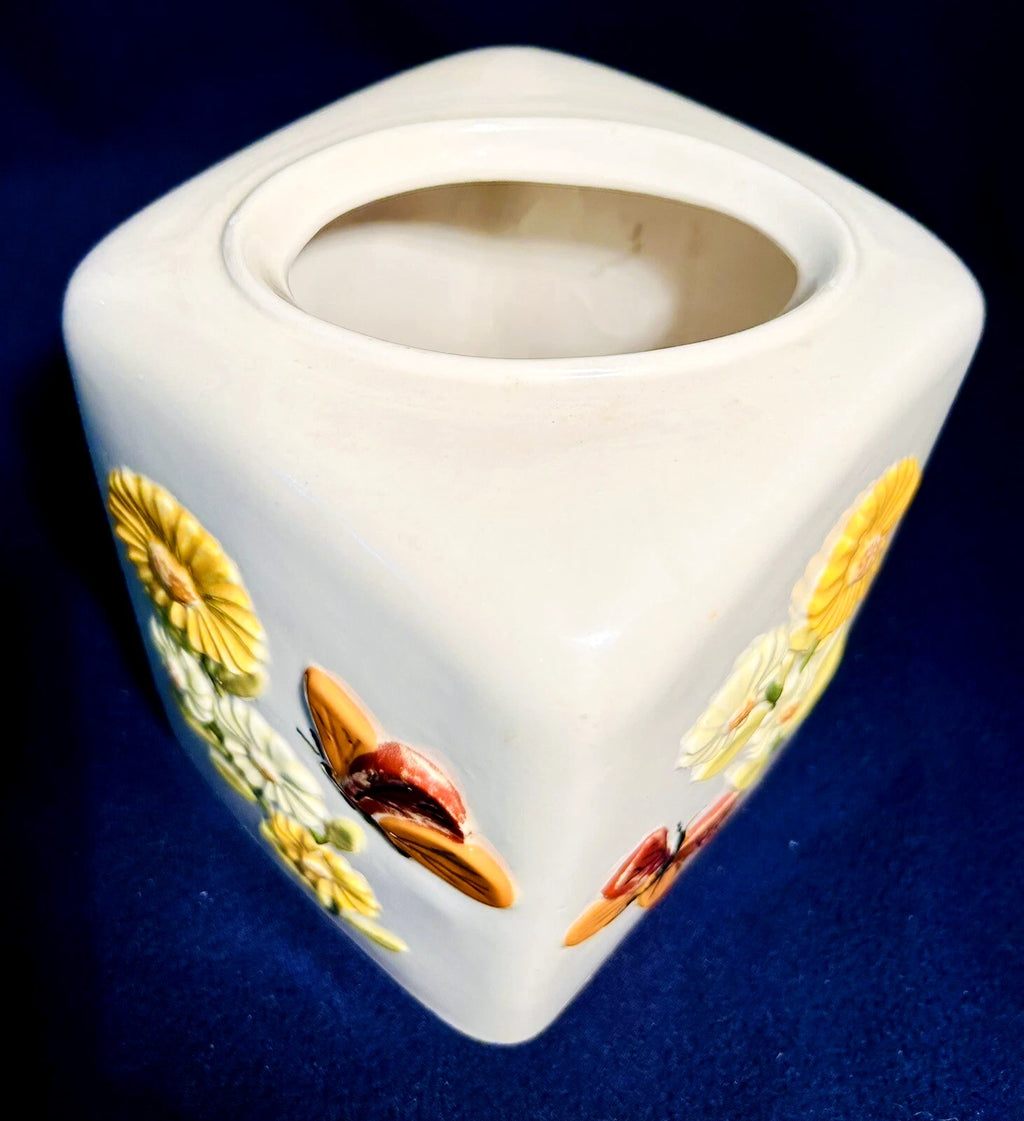 Vintage Retro Tissue Box Holder Cover 70's Groovy Daisy & Butterfly Hand Painted | eBay