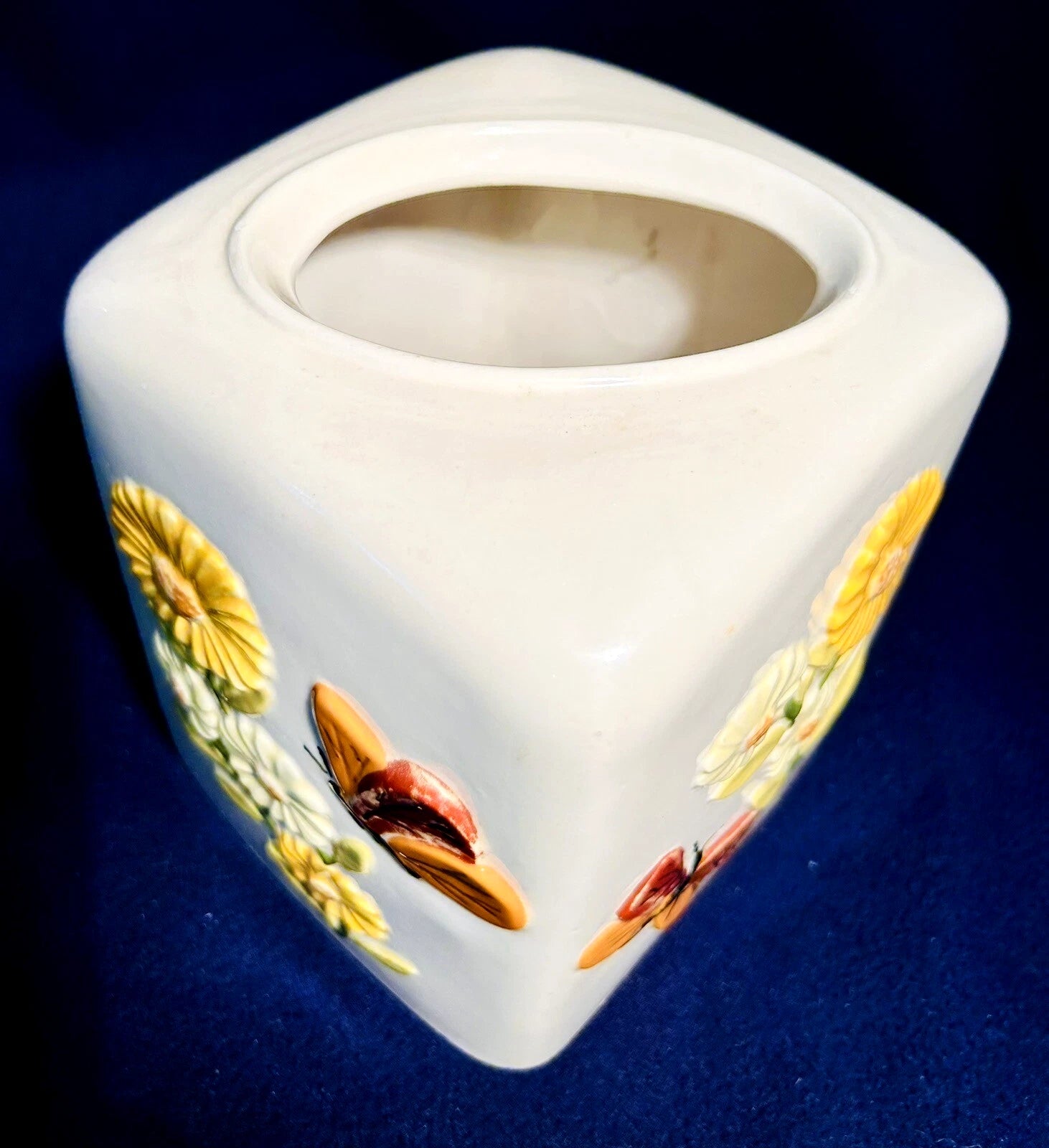 Vintage Retro Tissue Box Holder Cover 70's Groovy Daisy & Butterfly Hand Painted | eBay
