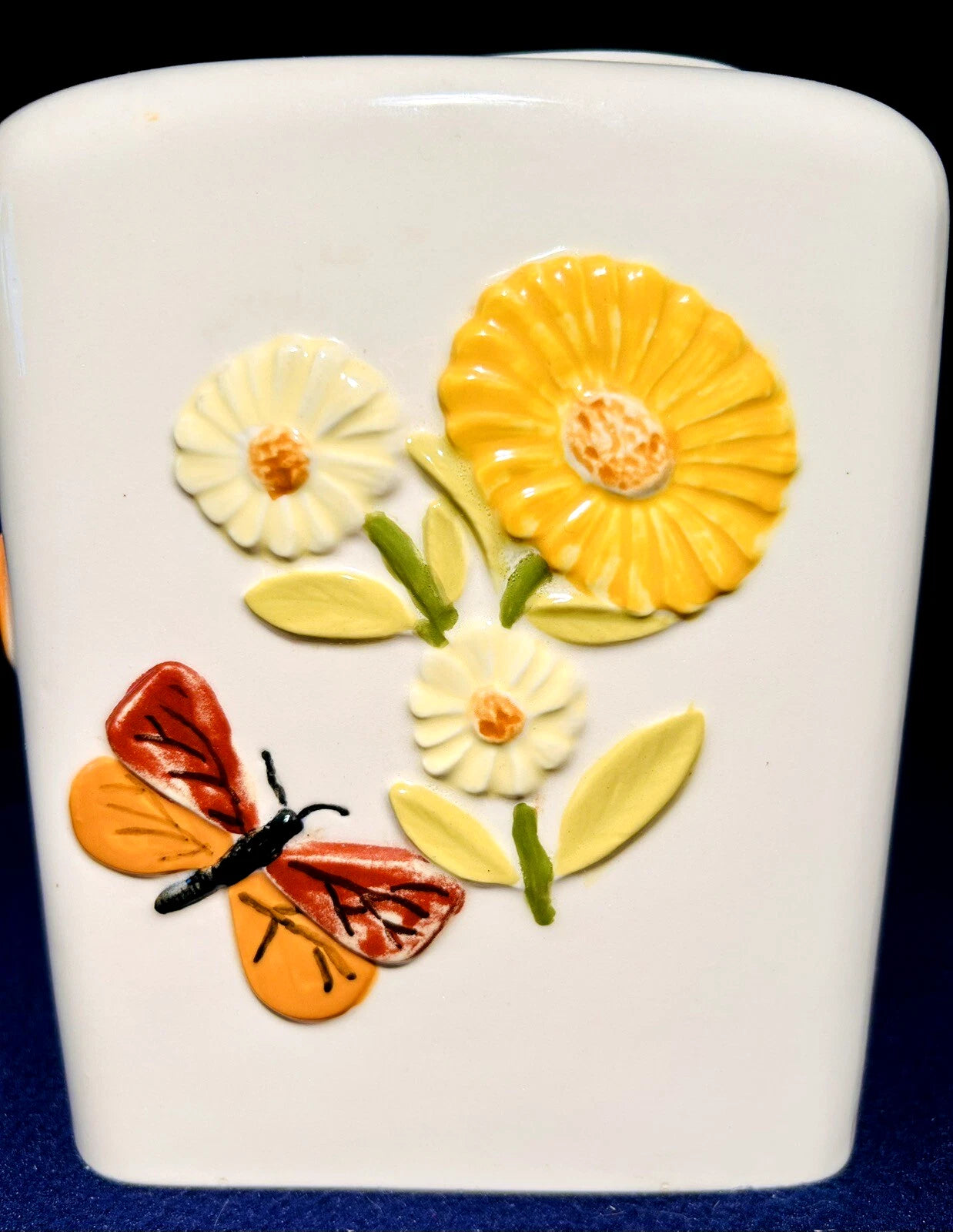Vintage Retro Tissue Box Holder Cover 70's Groovy Daisy & Butterfly Hand Painted | eBay