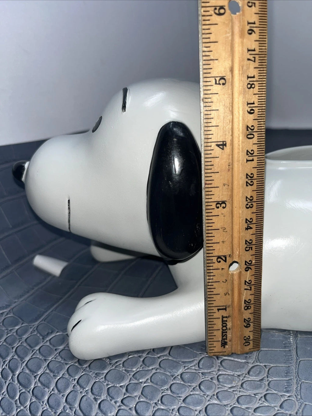 Vintage Baby Snoopy Style Hand Painted Tissue /Wipe Holder Dispenser | eBay