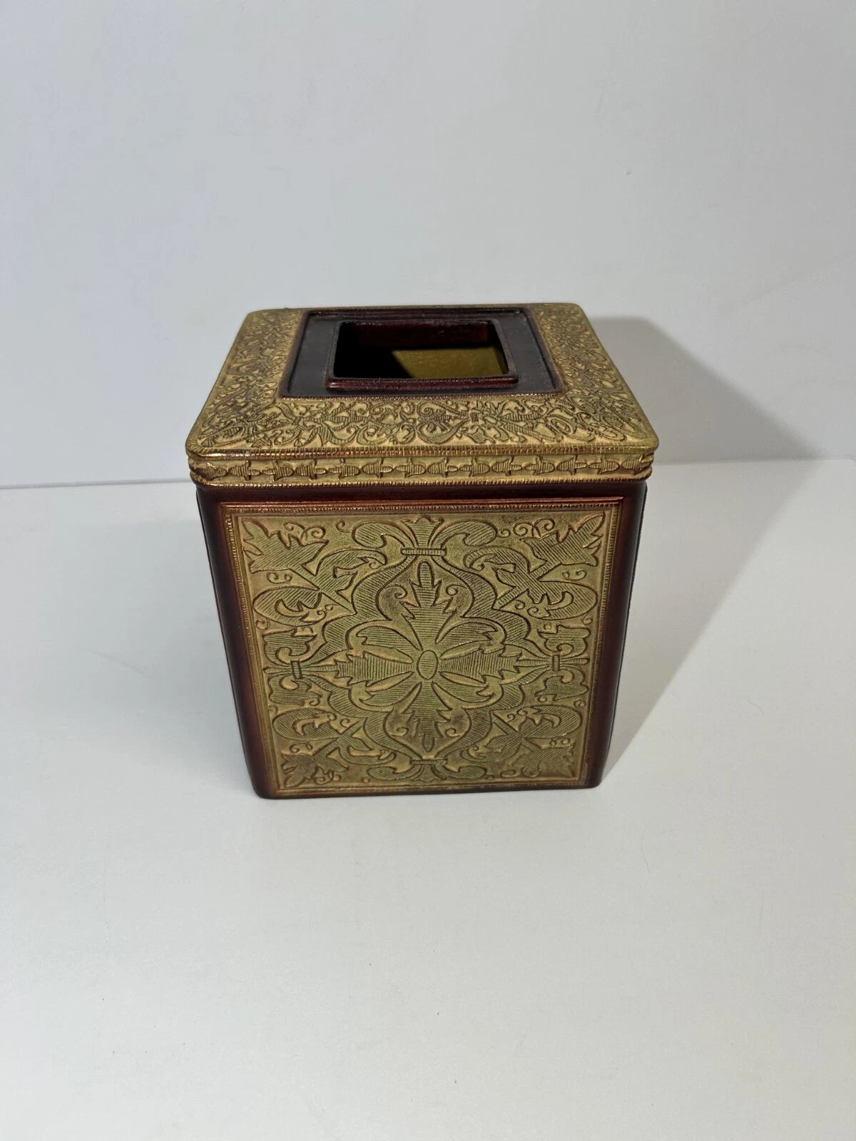 India Ink Vintage Versailles Tissue Cover Maple Gold Tone Burgandy Trim | eBay