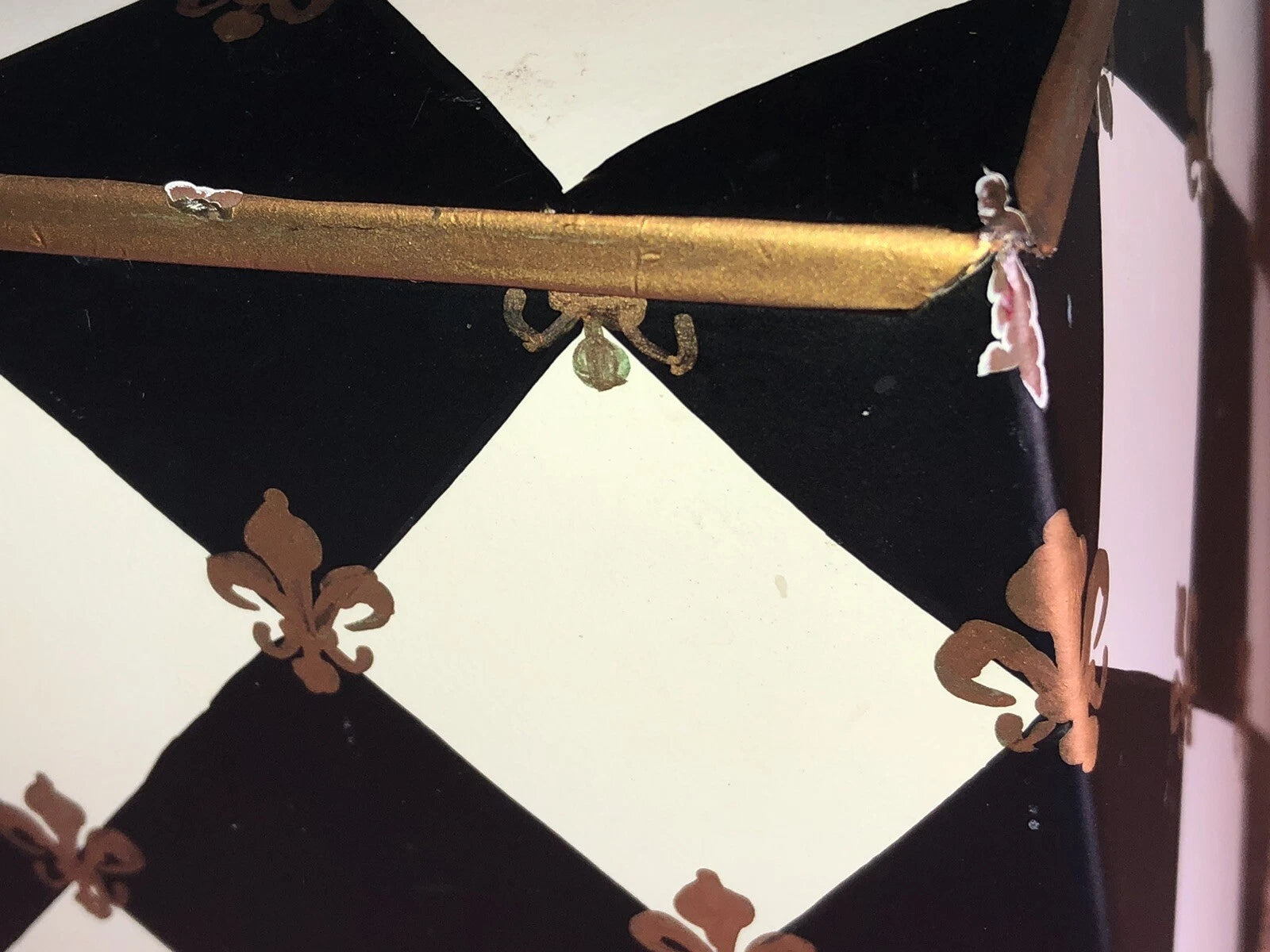 Vintage Mid Century Metal Painted Harlequin Fleur De Lis Tissue Box Holder | eBay