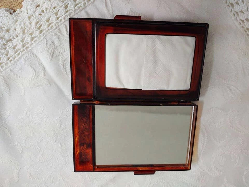 Vtg. J.S.N.Y. plastic mirrored tissue box. | eBay